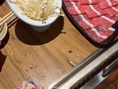 -吴氏老牌坊云南鱼豆花火锅店(通江街店)