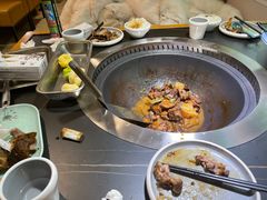 -锅老头海鲜铁锅炖