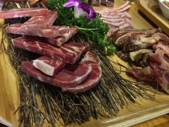 -炙忧烤肉屋(中国铁建广场店)