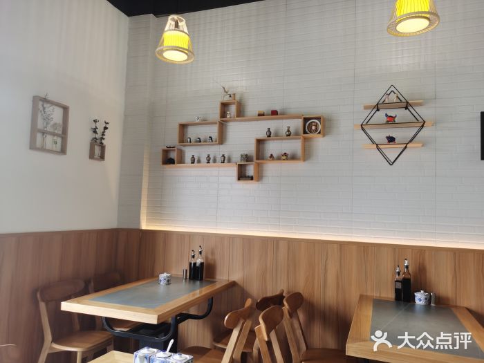 艾米私房馄饨图片