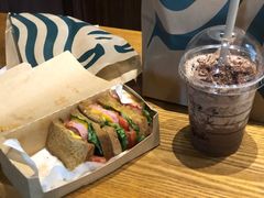 -星巴克(天津滨海国际机场1店)
