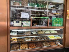 面包甜点陈列柜-老回回烩面馆(左家庄店)