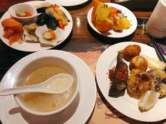 -四海一家自助餐(益田假日广场店)