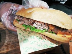 德式猪肘配夏巴塔-魏斯理汉堡(西安沣东吾悦店)