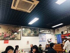大堂-清真永恒华威肉饼(潘家园店)