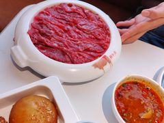 鲜牛肉-左庭右院鲜牛肉火锅(新梅广场店)