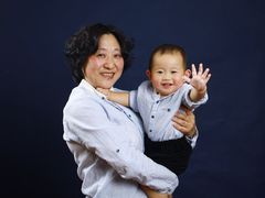 简单小孩高端创意儿童摄影(珠江帝景店)-正午照相馆·全家福·证件照·轻写真