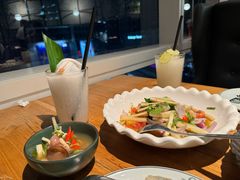 -Kub Kao Kub Pla (Terminal21)