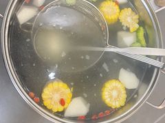 -官塘陈记鱼生·潮汕砂锅粥·牛肉火锅(潮枫路总店)