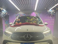 -上海星瀚奔驰4S店(红柳路店)