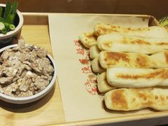 -渔民船说·北塘海鲜·天津菜·海肠捞饭(北塘古镇店)