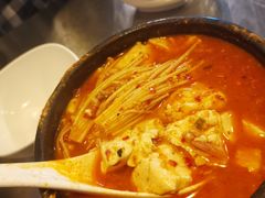 韩式嫩豆腐汤-富乐满韩国正宗炸鸡韩国料理(虹泉路店)