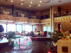 -碧中海汤泉汗蒸酒店