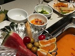 -海底捞火锅鲜切牛肉主题店(长寿路店)