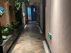 -洪迈足道(四公里店)
