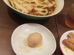-顺溜·手工刀削面·黑金店(铜锣湾店)