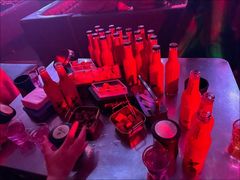 -赛博LIVE SHOW酒吧