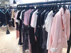 -sandro(港汇恒隆广场店)