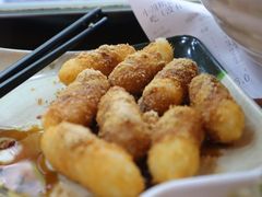 -爆炸头阿姨小四川正宗川味小吃(无任何分店)