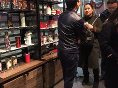 零售区-星巴克(宝山万达店)