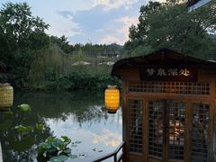 -绿茶餐厅(龙井船宴· 品牌总店)