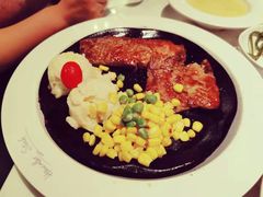 -豪客来牛排(中央花苑店)