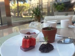 -亮马河饭店翠雅咖啡厅