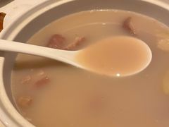 -港丽餐厅(高德置地店)