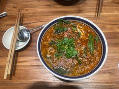 -云阿蛮云南生烫牛肉米线(奉贤路店)