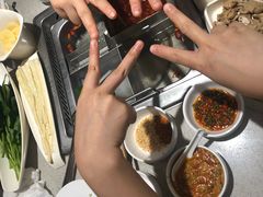 -海底捞火锅(奥体南路店)