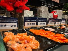 -钱小奴海鲜自助黑金店(杭州滨江龙湖店)