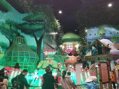 -蓝精灵乐园·世茂精灵之城主题乐园