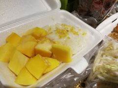 -芒果糯米饭摊子