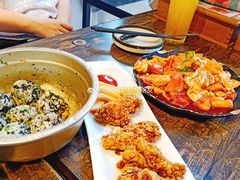 鱼饼炒年糕-泰好吃芝士年糕火锅(独墅湖店)