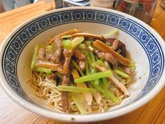 -沪西老弄堂面馆(定西路店)