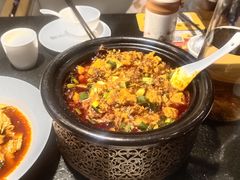 -万重锦·人文川菜馆(骡马市店)