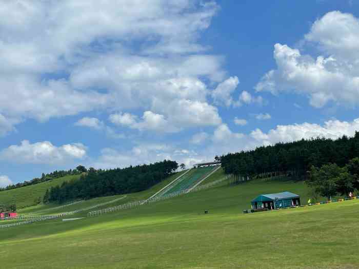 湖州飞鸿滑草场-"有些偏远,刚开始我们都以为走错路了,不过.