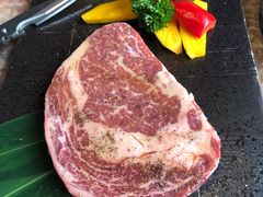 -炼火烤肉店