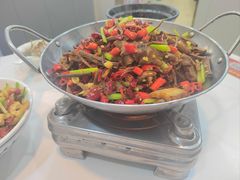 -独一佳老胡湘菜馆(矿山路店)