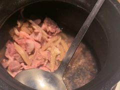 -八府香鸭·啫啫煲(华山路店)