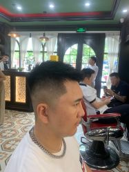 -豪帅男士理容馆