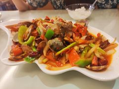 -覃记海鲜美食餐厅