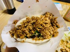 招牌肉夹馍-超级大馍王肉夹馍