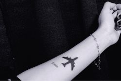 -墨無界刺青TATTOO
