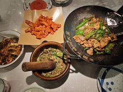 -费大厨辣椒炒肉(黄兴中心广场店)