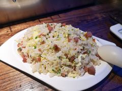 蛋炒饭-三个蒙古大叔羊肉串(大宁店)