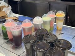-喜茶(杭州滨江宝龙店)