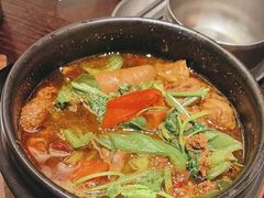 -古都历食南京菜·烤鸭·鸭血粉丝·汤包(南京博物院店)