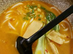 酸辣米线-蒙自源小锅米线(金佰利店)