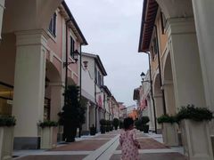 -佛罗伦萨小镇广佛名品奥特莱斯(疏港路店)